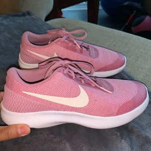 Nike Flex experience RN 7 running sneakers